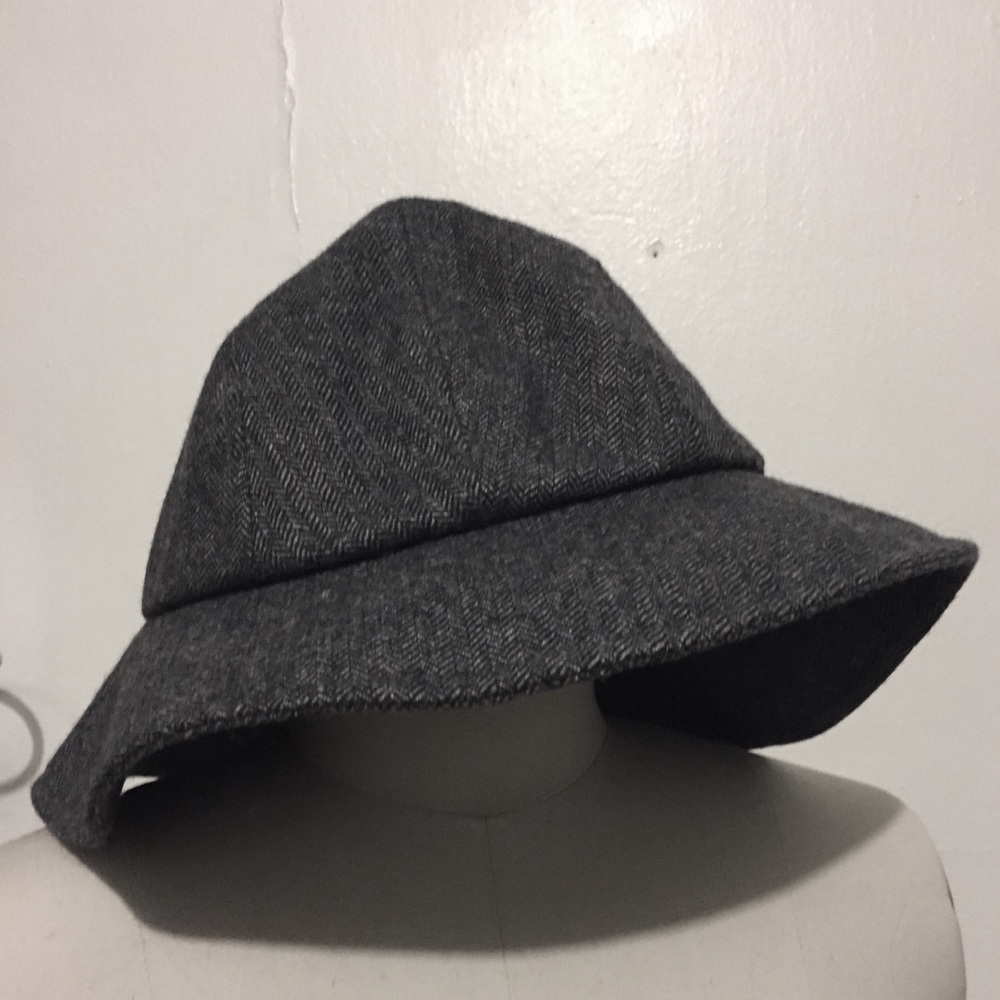 Wyeth bucket hat grey